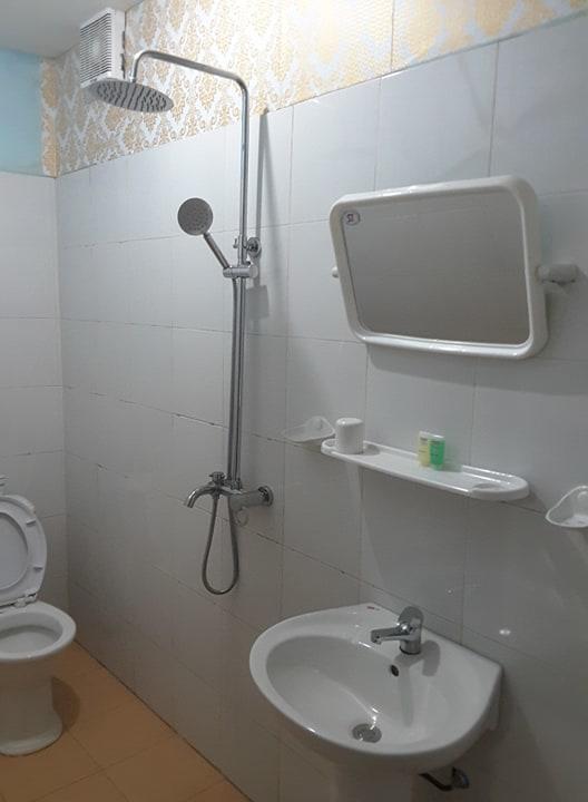 Army Barracks Guesthouse Ванг Виенг Екстериор снимка