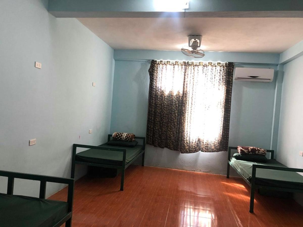 Army Barracks Guesthouse Ванг Виенг Екстериор снимка